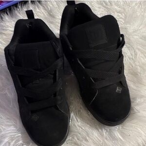 DC Women's Black Sneakers